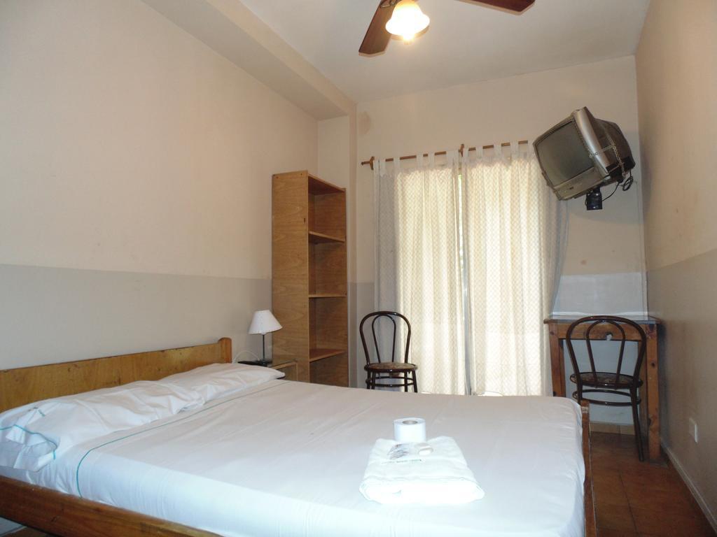 Hotel Plaza Garay Buenos Aires Szoba fotó