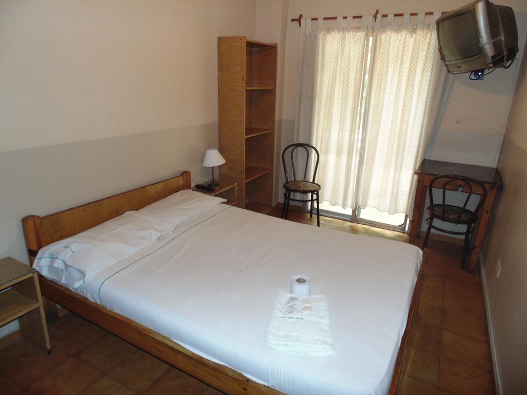 Hotel Plaza Garay Buenos Aires Szoba fotó